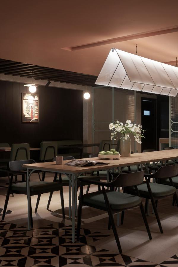 M Village Hotel Ton That Dam Cidade de Ho Chi Minh Exterior foto