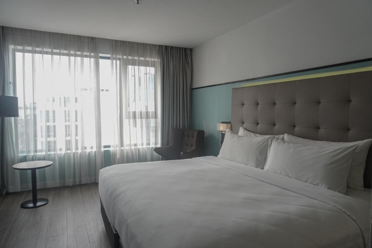 M Village Hotel Ton That Dam Cidade de Ho Chi Minh Exterior foto